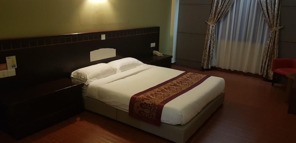 Herald Hotel Malacca Extérieur photo