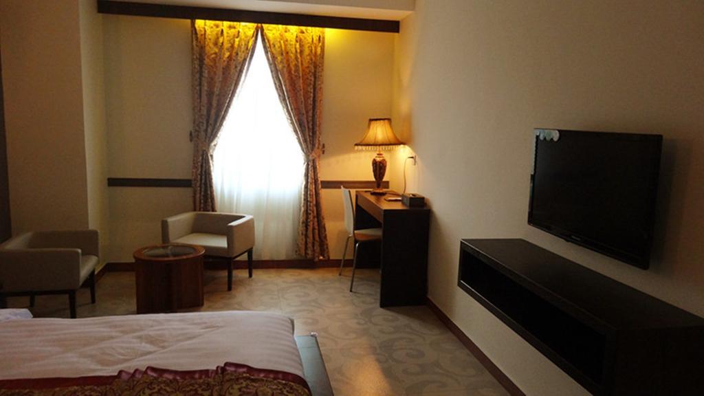 Herald Hotel Malacca Extérieur photo