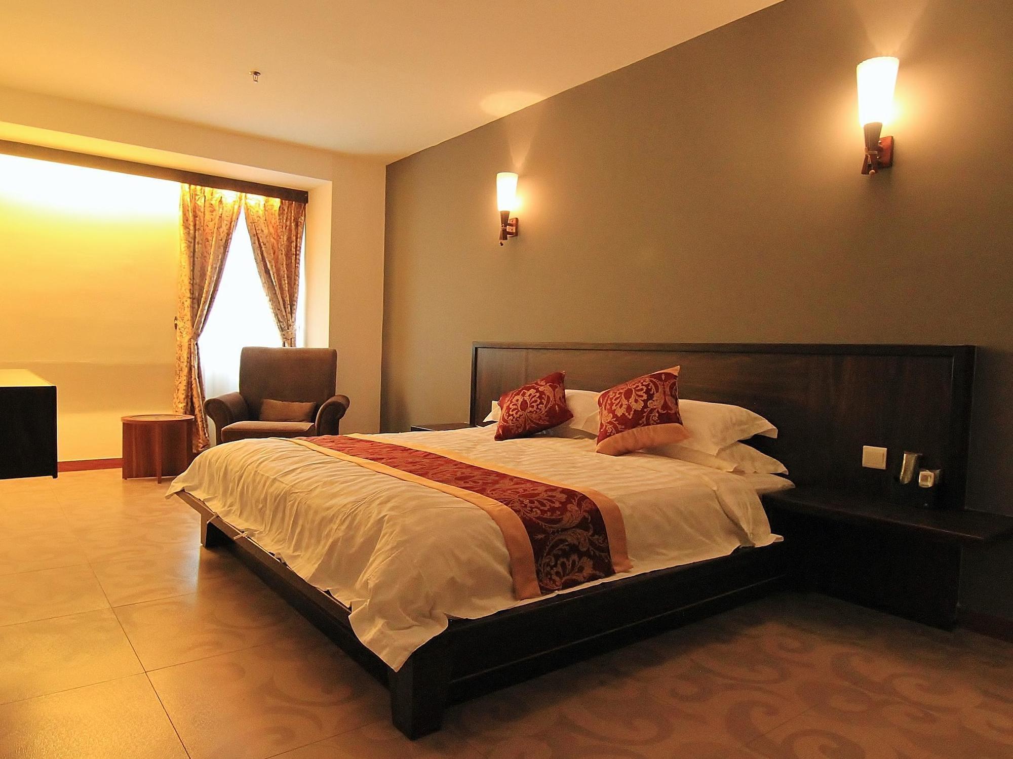 Herald Hotel Malacca Extérieur photo