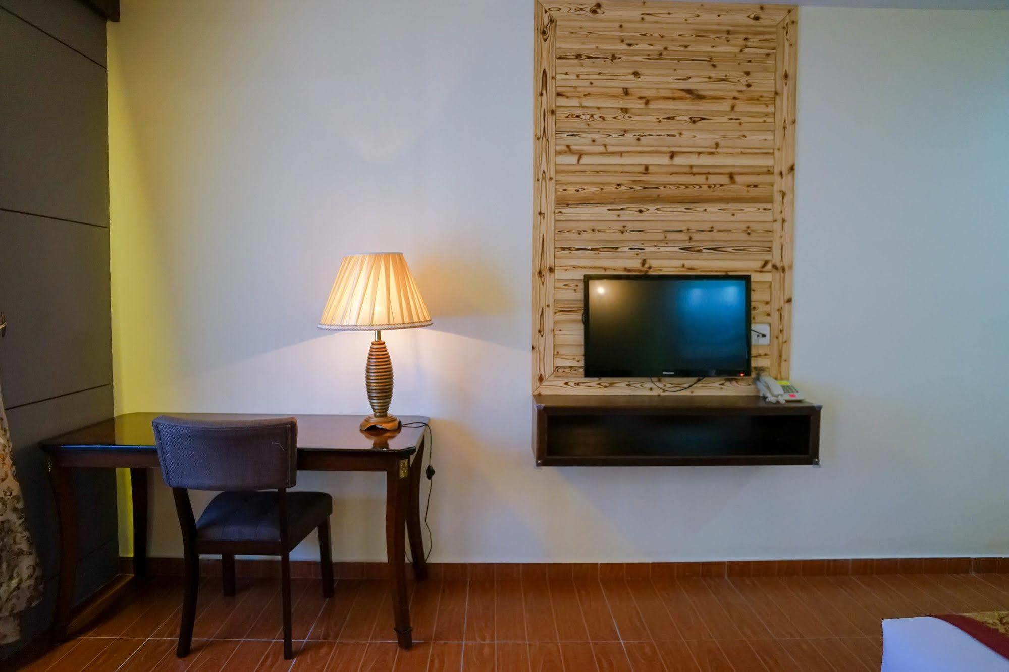 Herald Hotel Malacca Extérieur photo