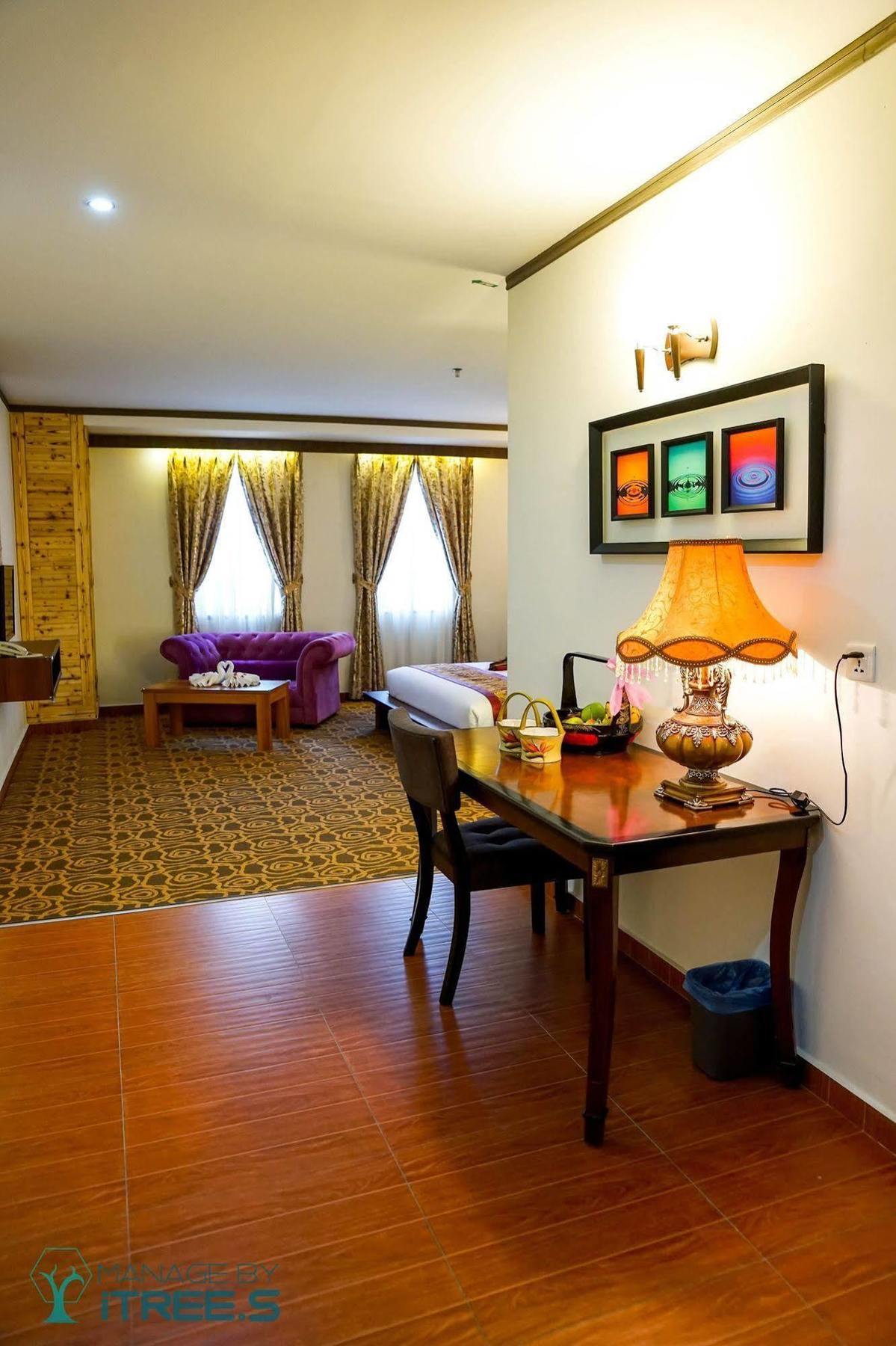 Herald Hotel Malacca Extérieur photo
