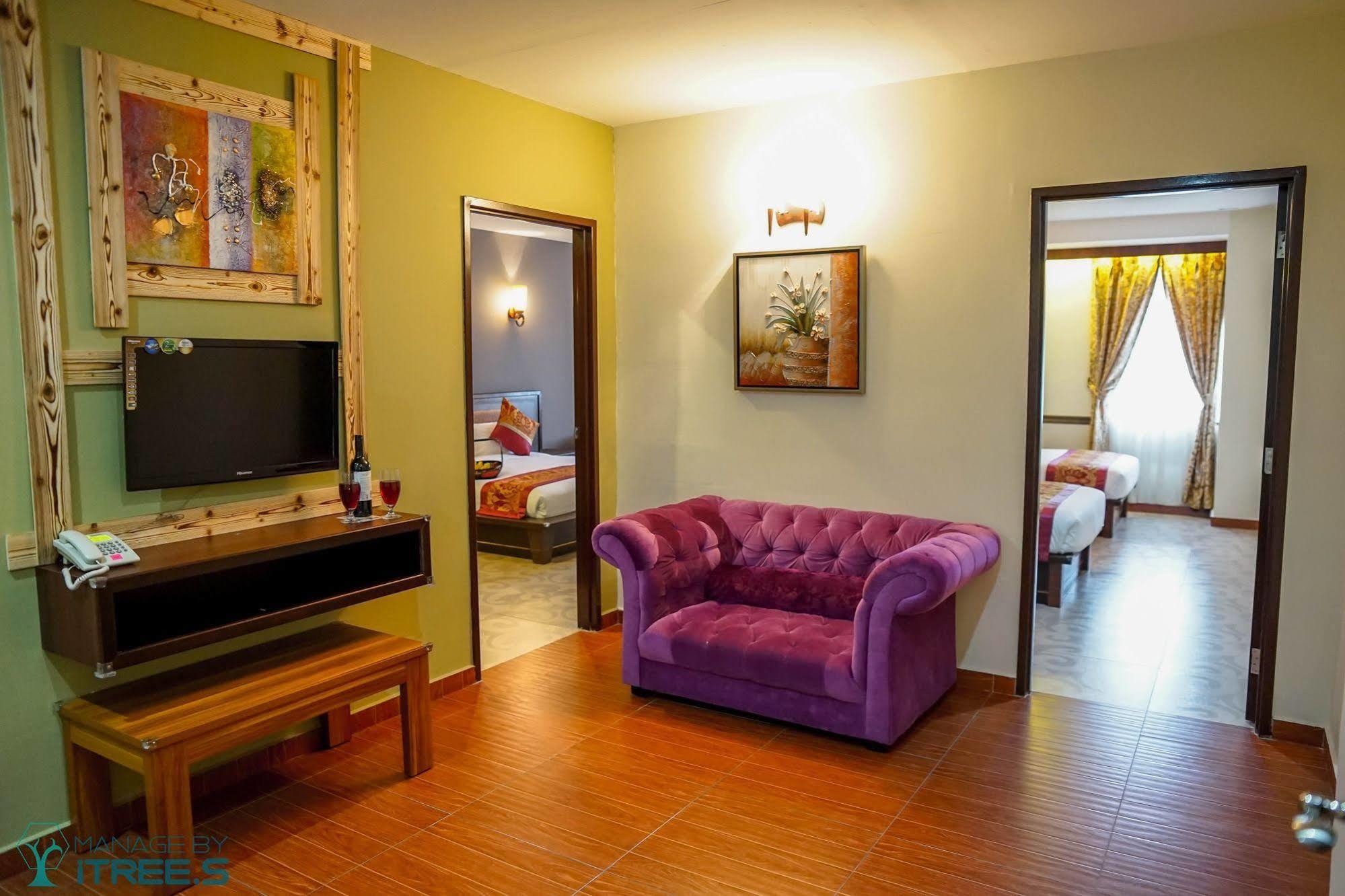 Herald Hotel Malacca Extérieur photo