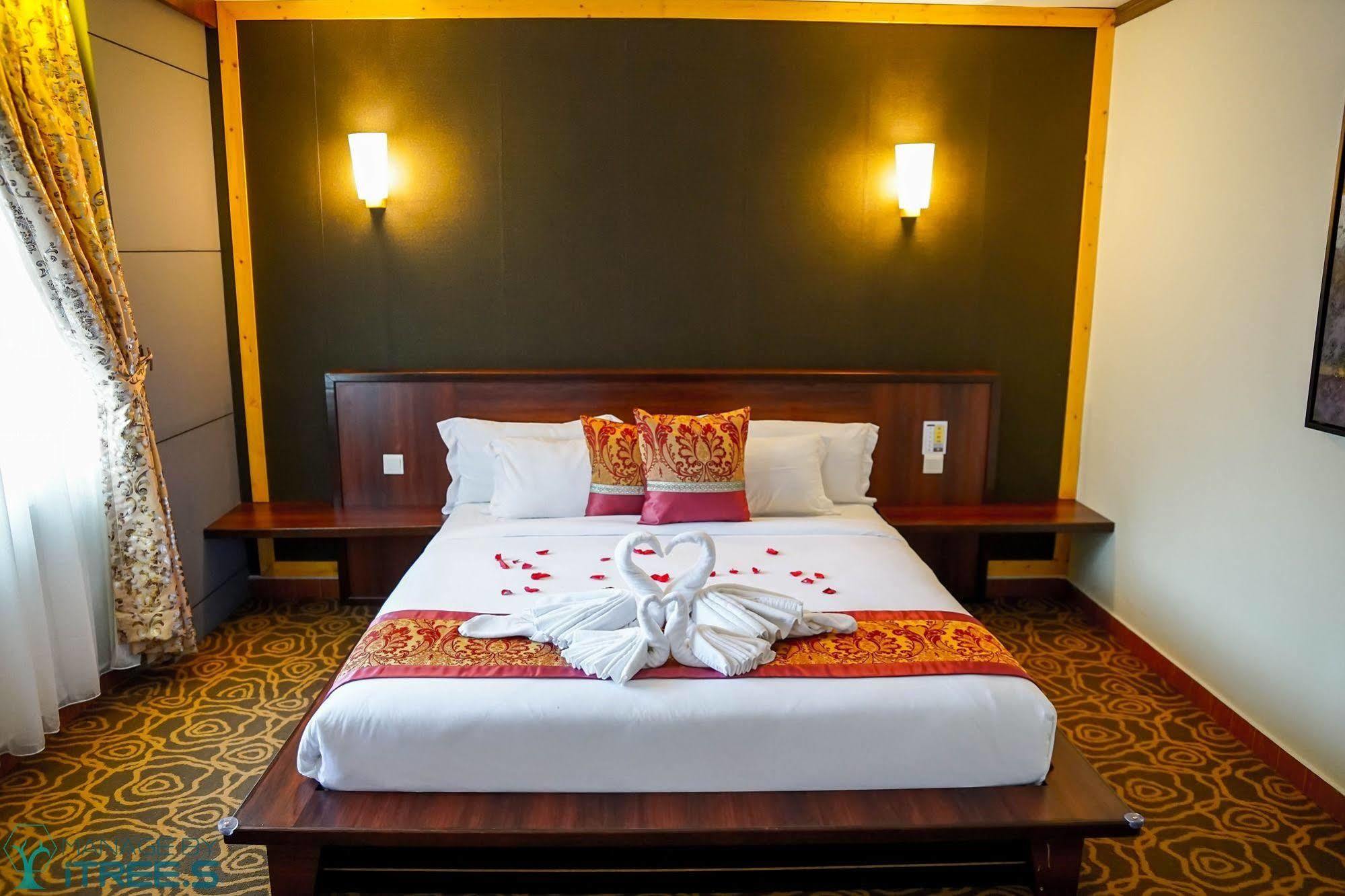 Herald Hotel Malacca Extérieur photo