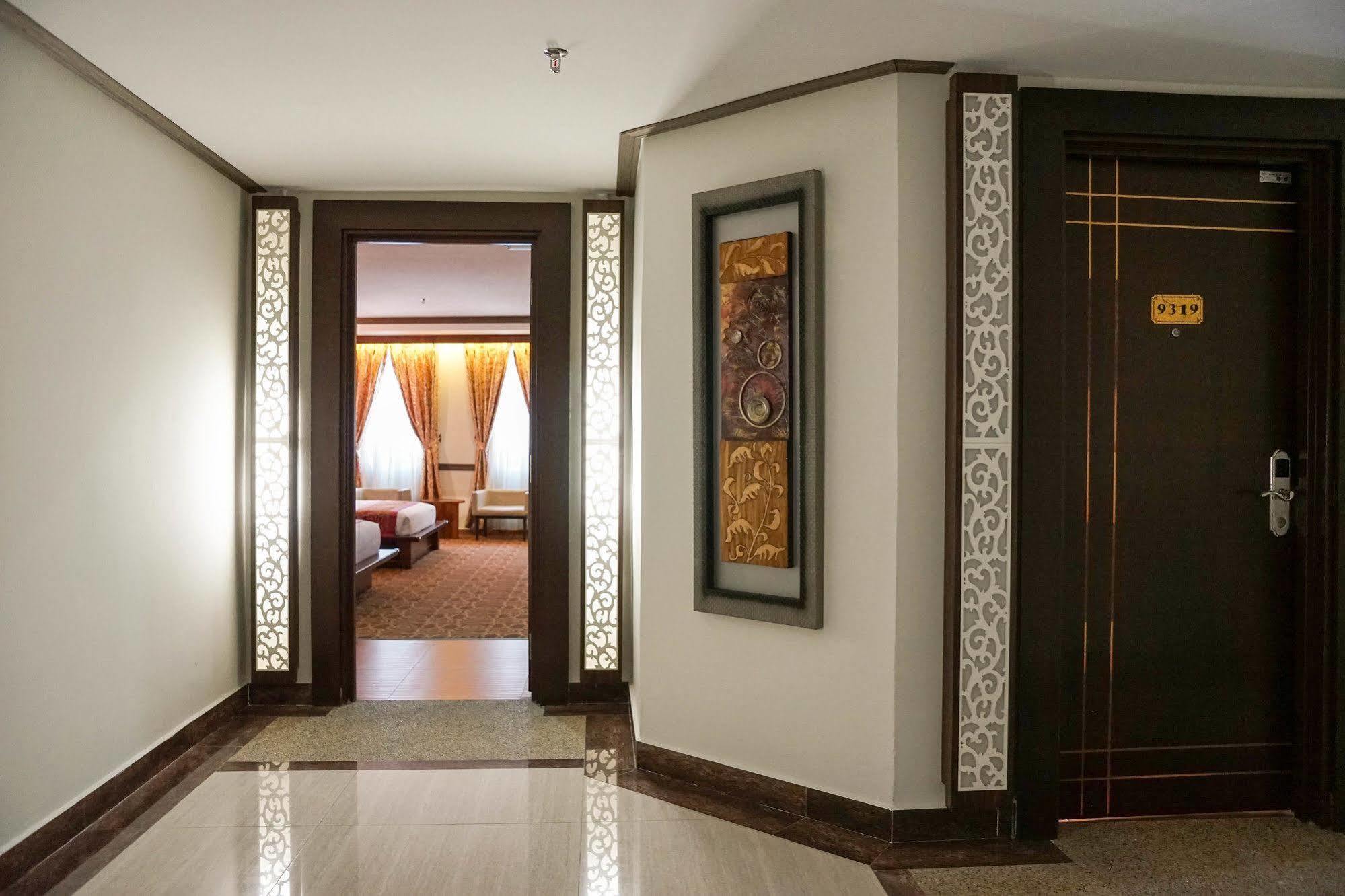 Herald Hotel Malacca Extérieur photo