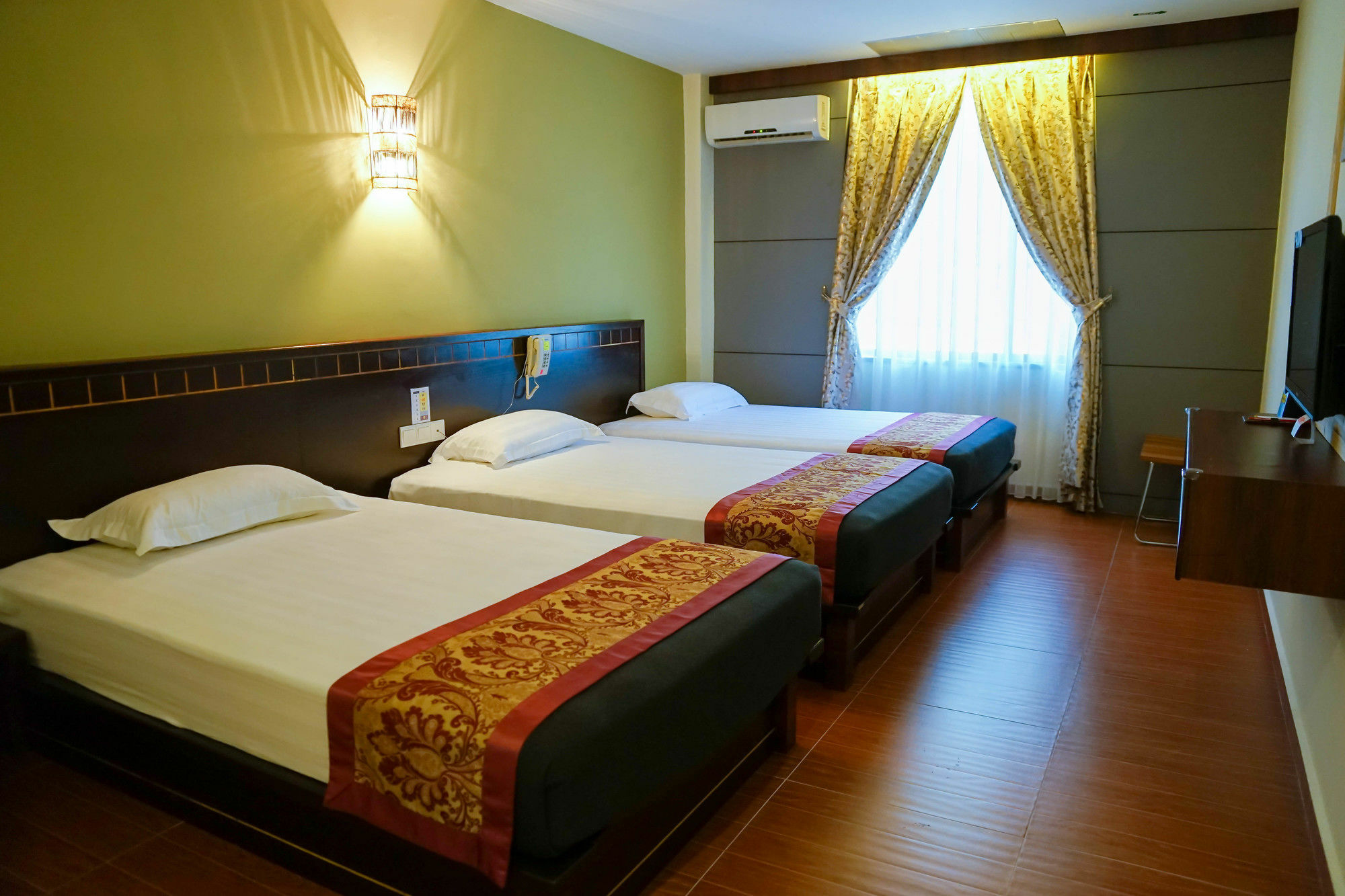 Herald Hotel Malacca Extérieur photo